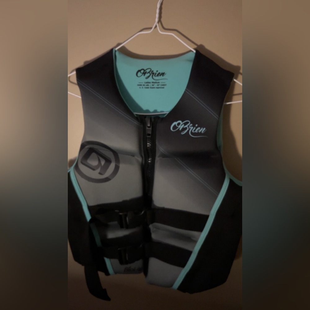 o’brien women’s life vest/jacket